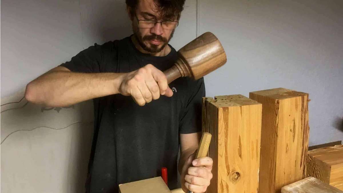 cedar wood good for woodcarving