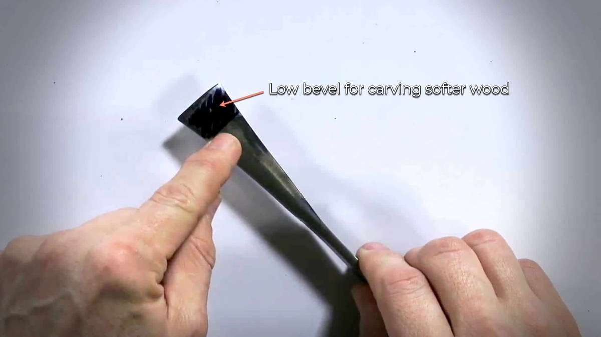 Low bevel for carving softer wood0 Low bevel of woodcarving tool for carving softer wood like basswood or aspen