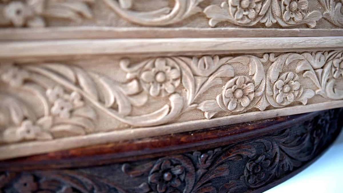 Woodcarving School | Carving Dining Table Apron | Furniture Carving | Decorative Wood Carving | https://schoolofwoodcarving.io