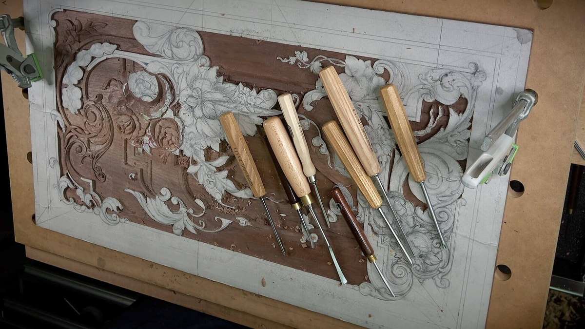 carving for furniture
