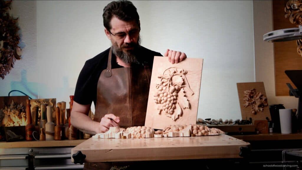 Carving Grape Onlay 4