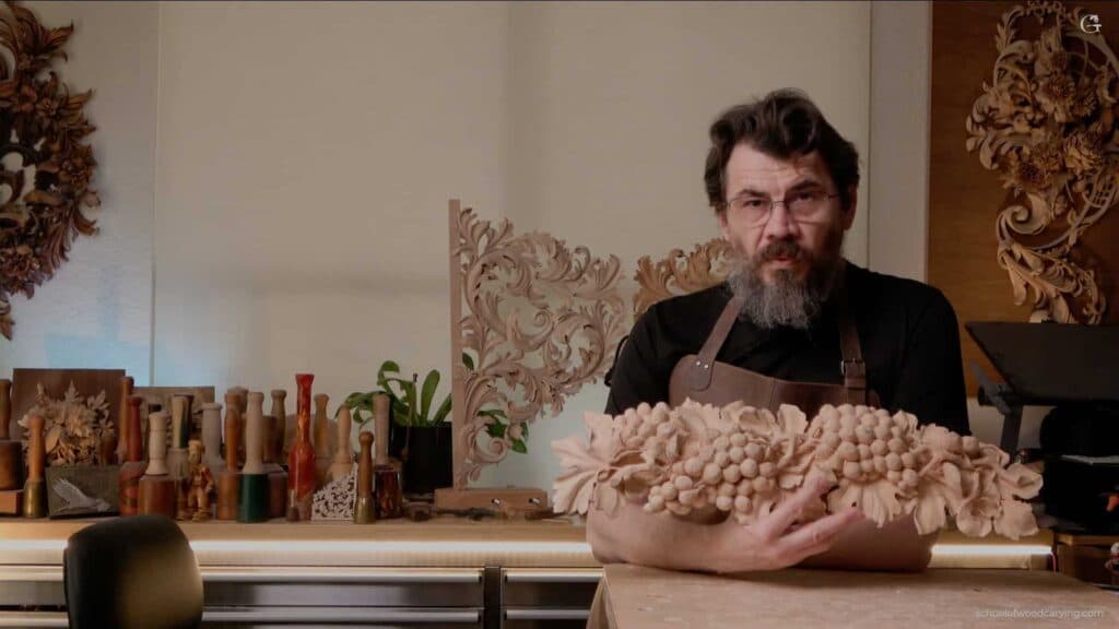 Carving Grape Onlay 12