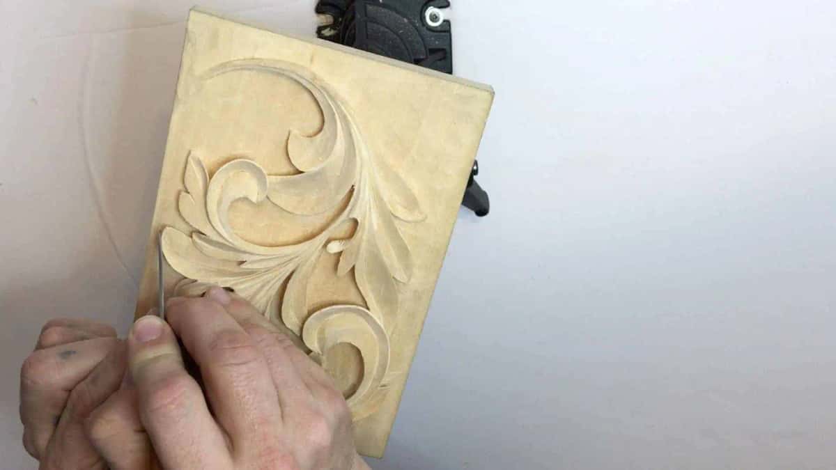 Thin tool at the left edge