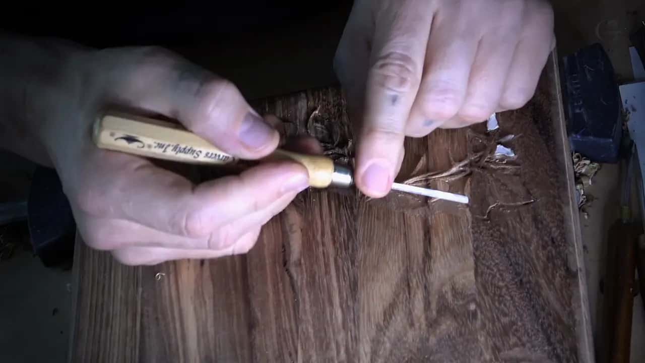 Why Is It Important to Carve in the Direction of the Grain?