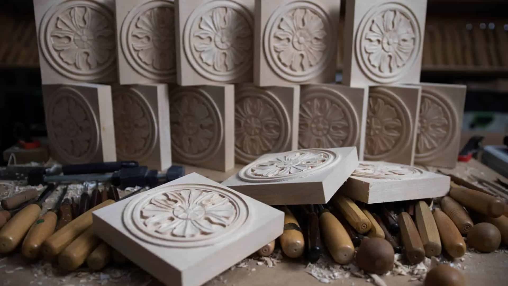 How to Carve a Rosette in Wood