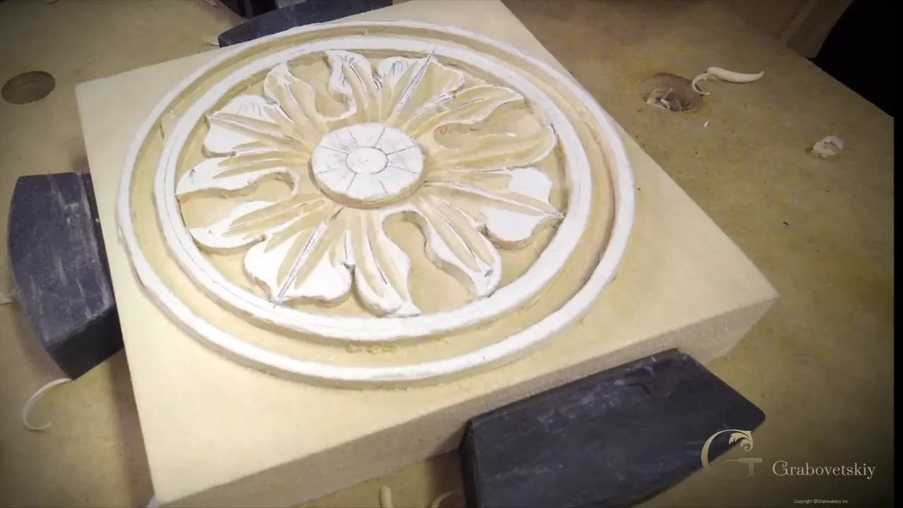 What are the best softwoods for beginners to practice wood carving?