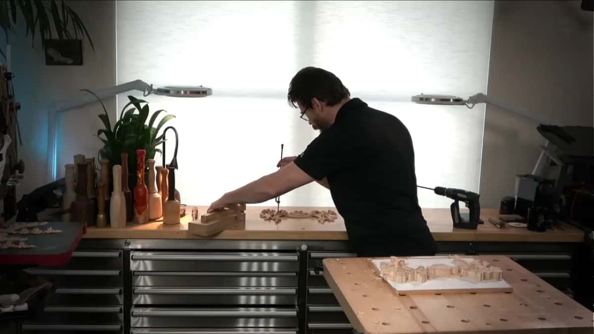 Limiter still loose after the needle came down, which is the mistake he catches on camera