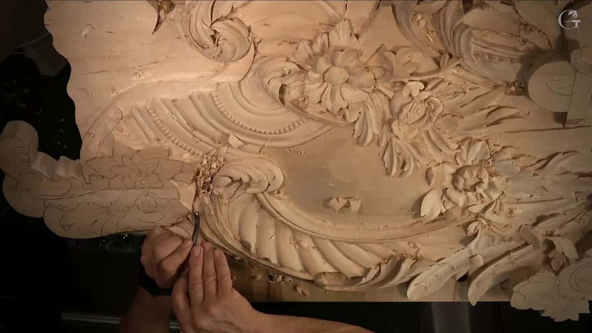 Small tool by the scroll, both hands close