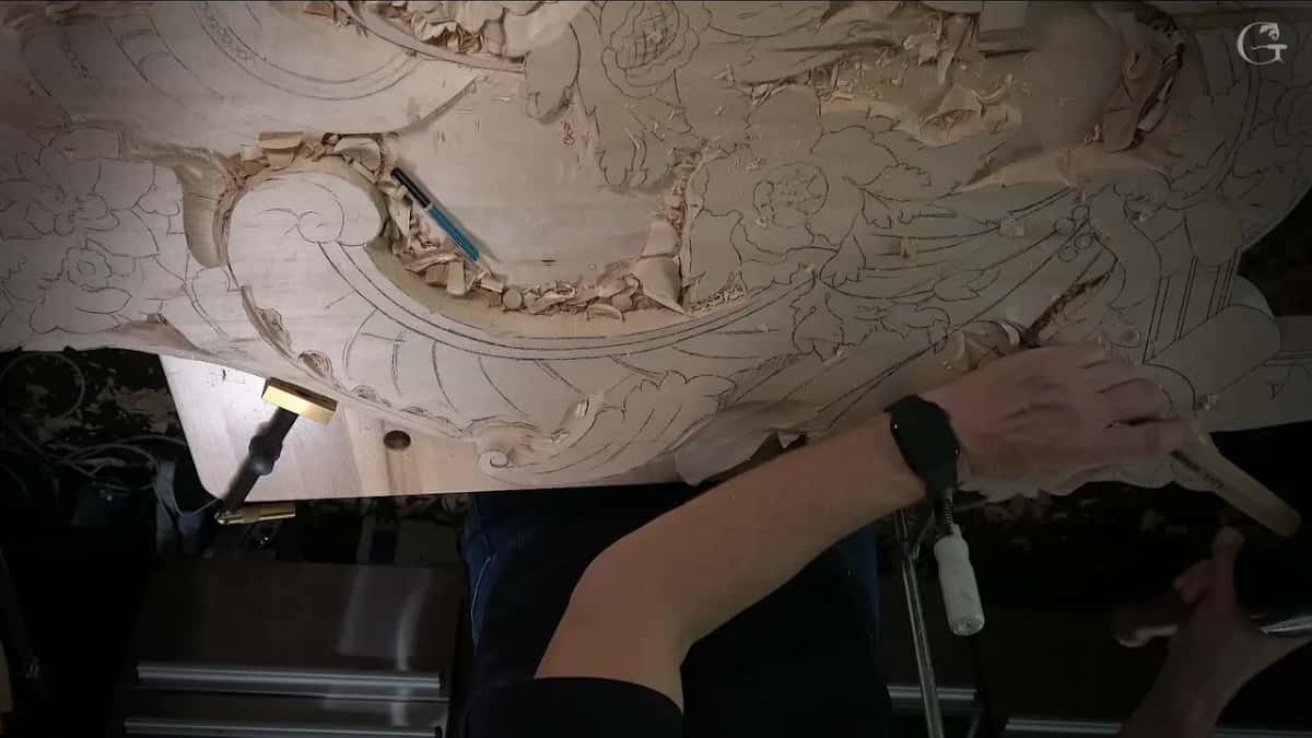 Tool at the right edge