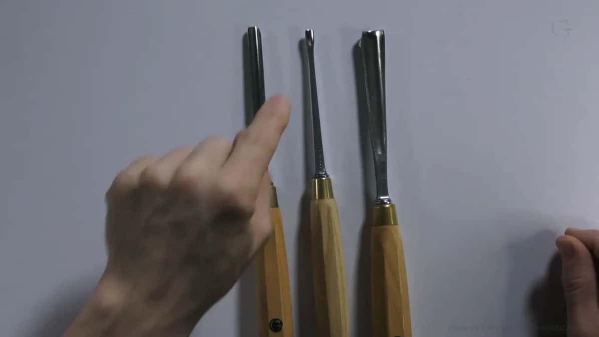 Three gouges of the same sweep, straight shank, longy and fishtail