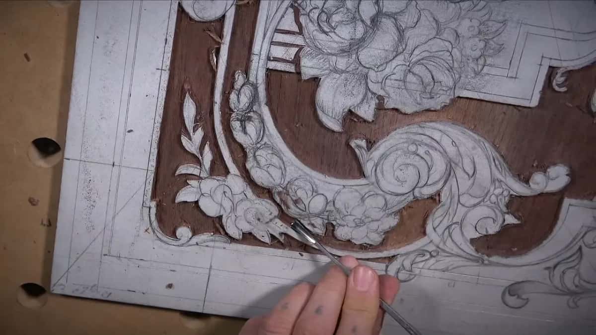 Thin steel at a drawn scroll