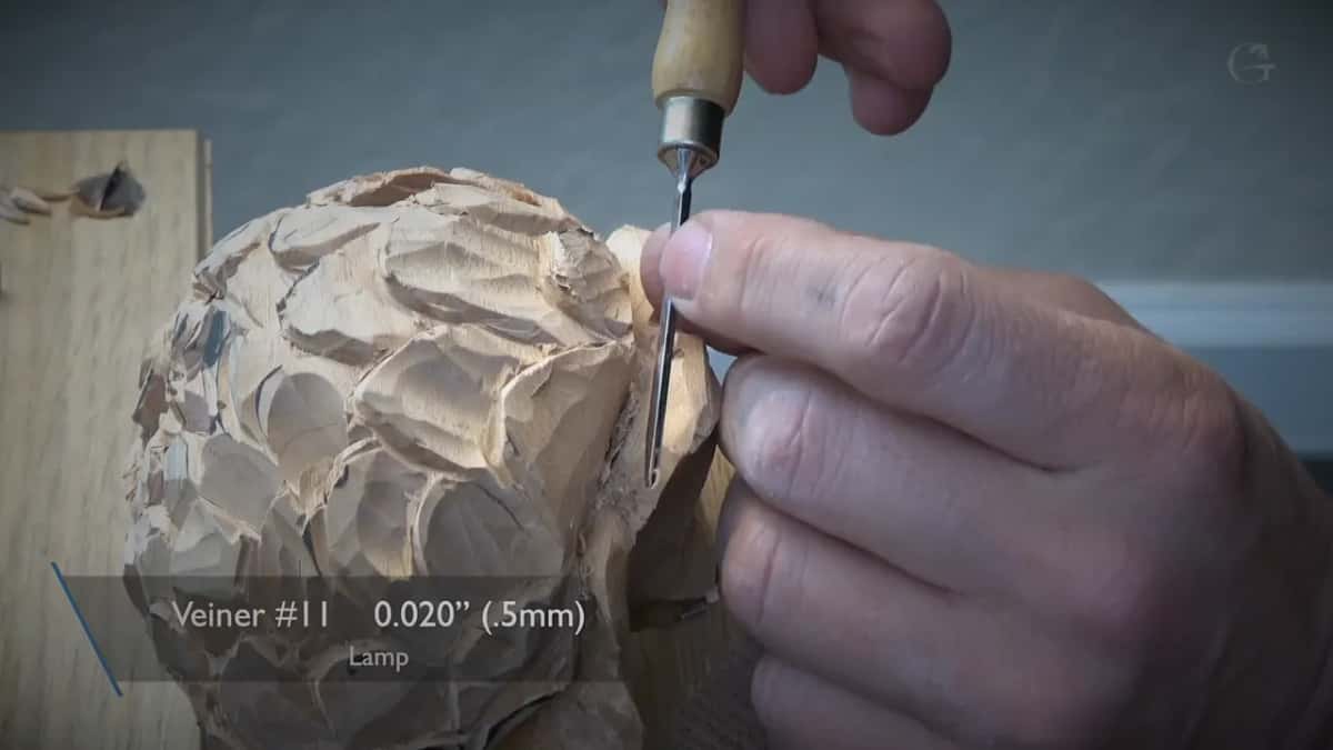 A card names the veiner, a half millimeter wide.