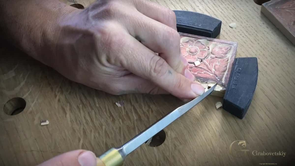 Chips lift as a gouge clears the ground