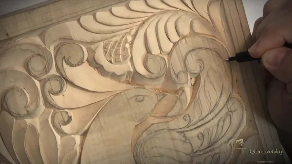 Pen redrawing a curl