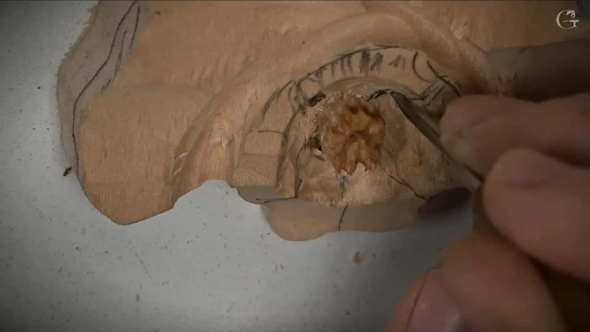 A tiny gouge digs in next to the middle