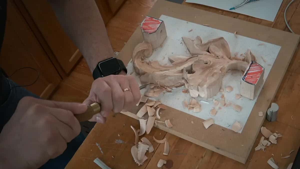 Gouge reaching under the left end